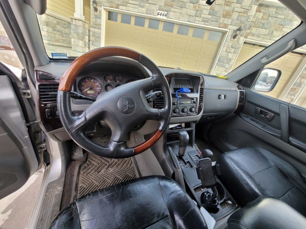 2002 Mitsubishi Montero LTD 4wd Silver
