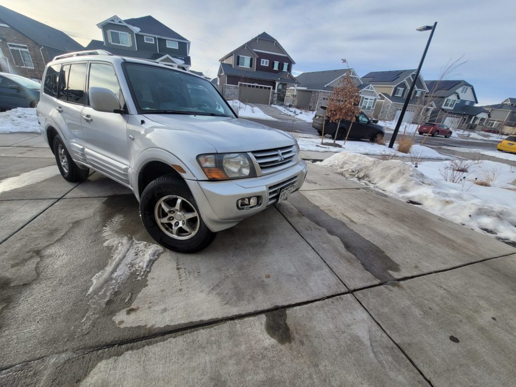2002 Mitsubishi Montero LTD 4wd Silver