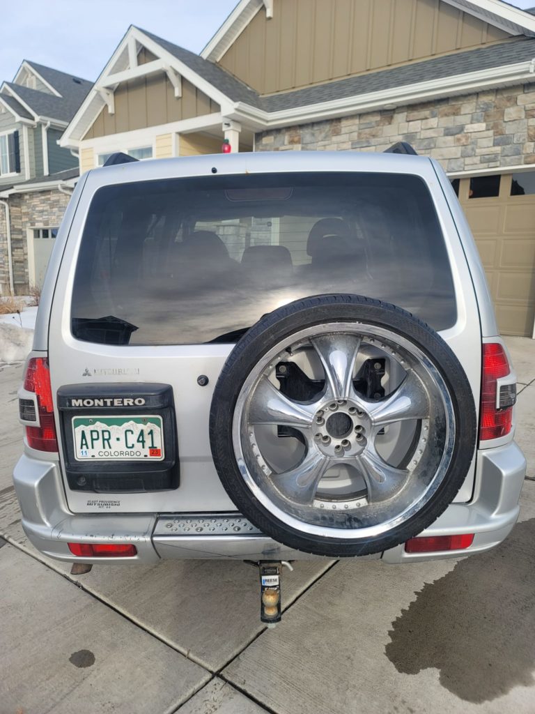 2002 Mitsubishi Montero LTD 4wd Silver
