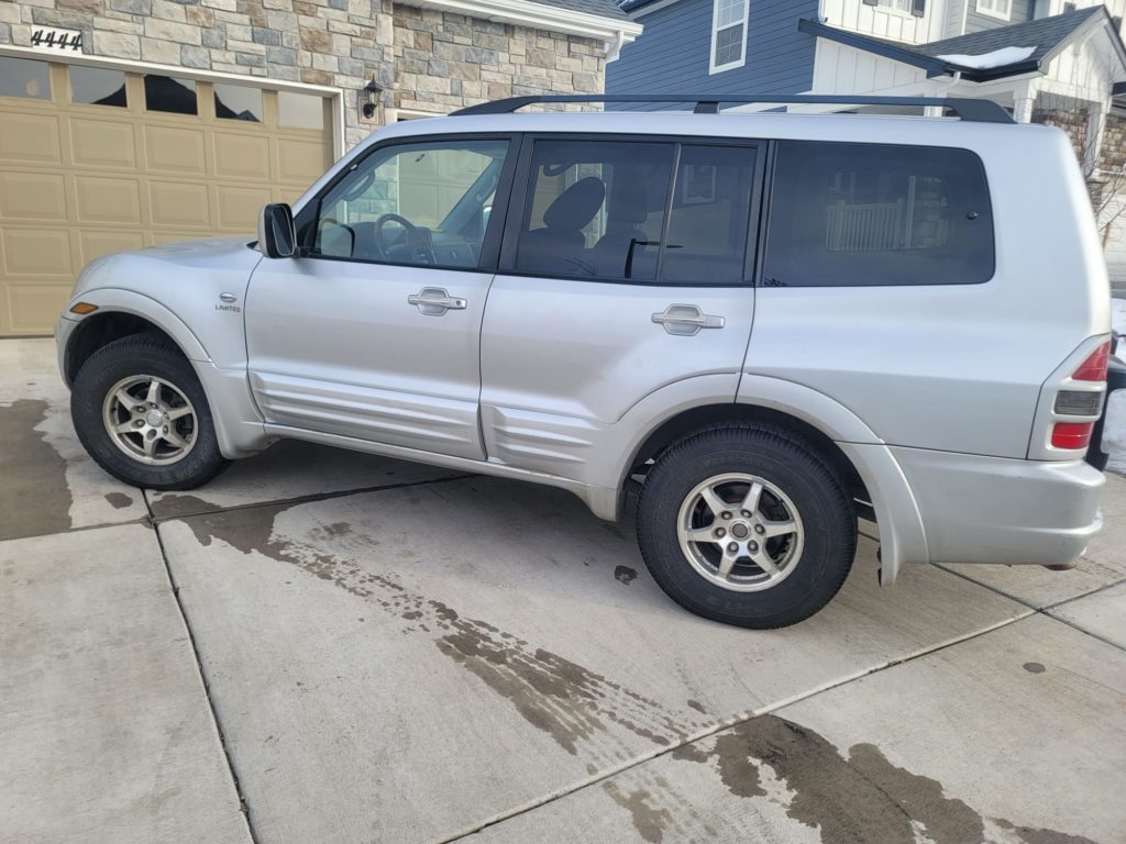2002 Mitsubishi Montero LTD 4wd Silver